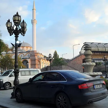 Lion 3* Άγκυρα